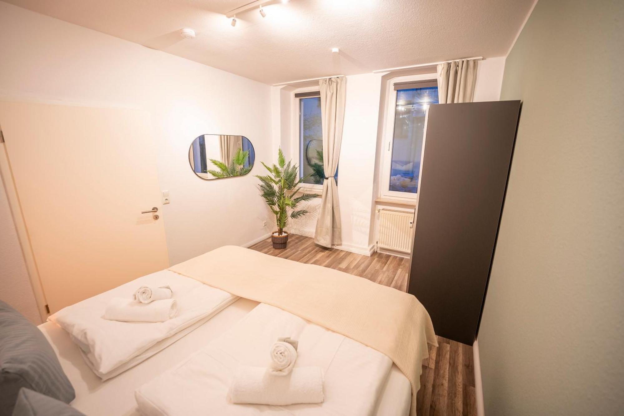 Rr - Spacious Apartments - Central - Parking Magdeburg Bagian luar foto