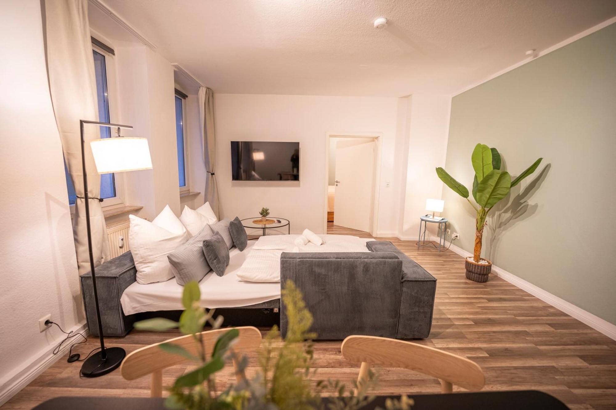 Rr - Spacious Apartments - Central - Parking Magdeburg Bagian luar foto