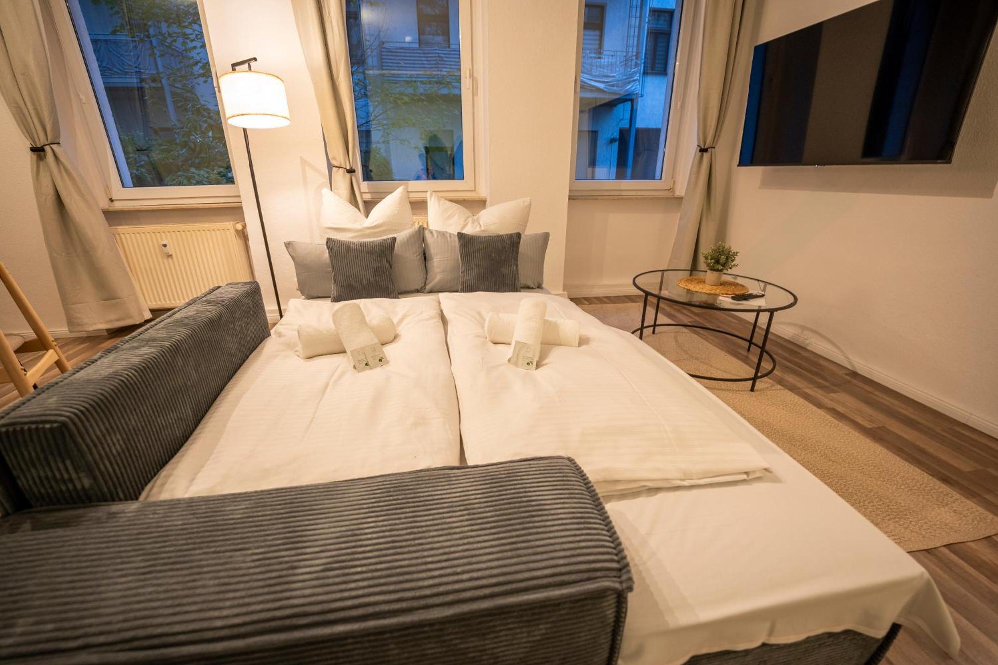 Rr - Spacious Apartments - Central - Parking Magdeburg Bagian luar foto